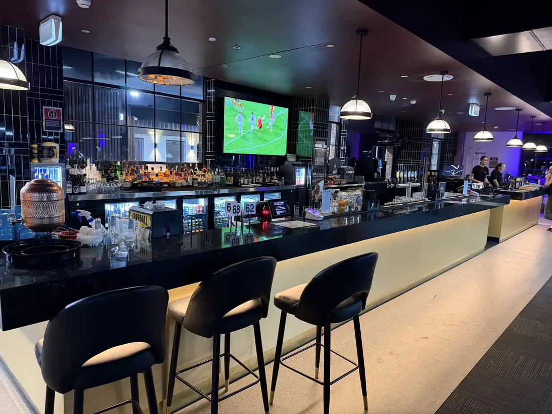 Club 9 commercial bar joinery